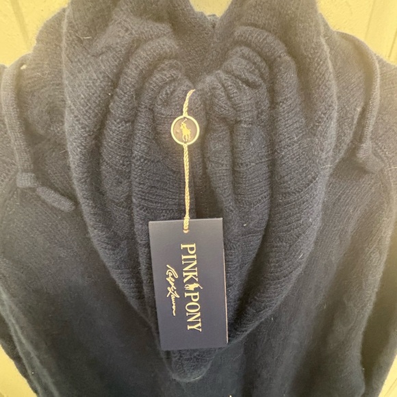 Polo by Ralph Lauren 100% Cashmere Pull Over w/ hood. - Picture 5 of 10